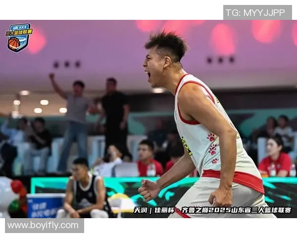 CBA激战山东男篮迎战福建男篮争夺季后赛名额的关键之战